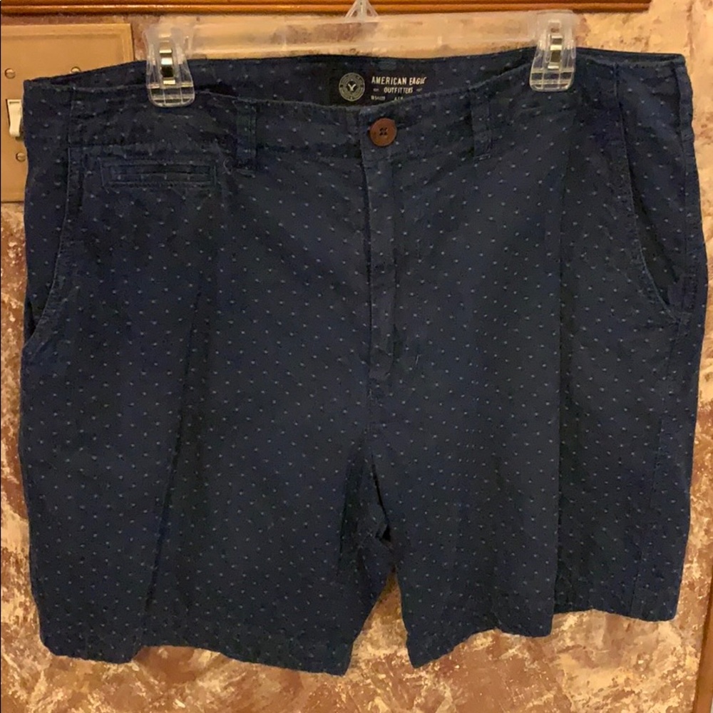AE shorts prep Sz 38
